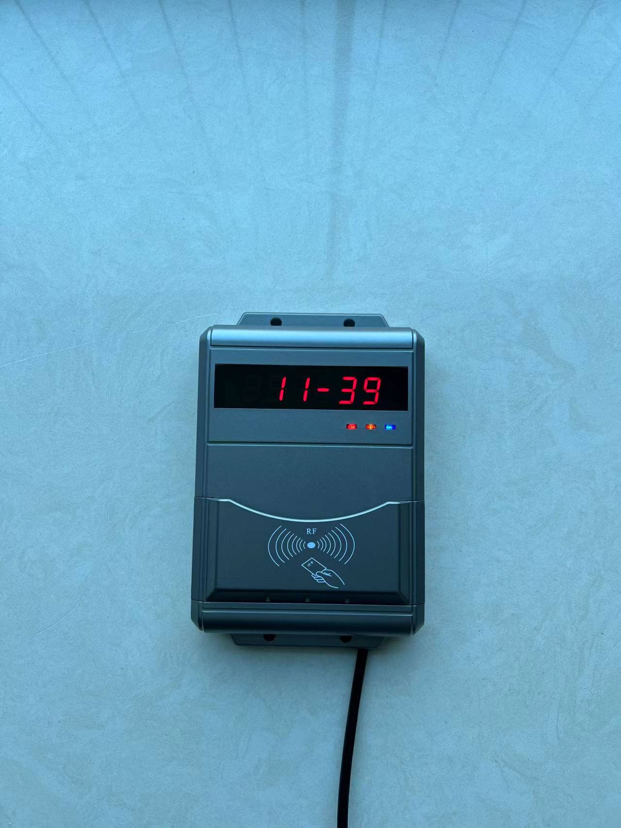 洗澡水控系统 淋浴IC卡节水器 工厂洗澡水刷卡机